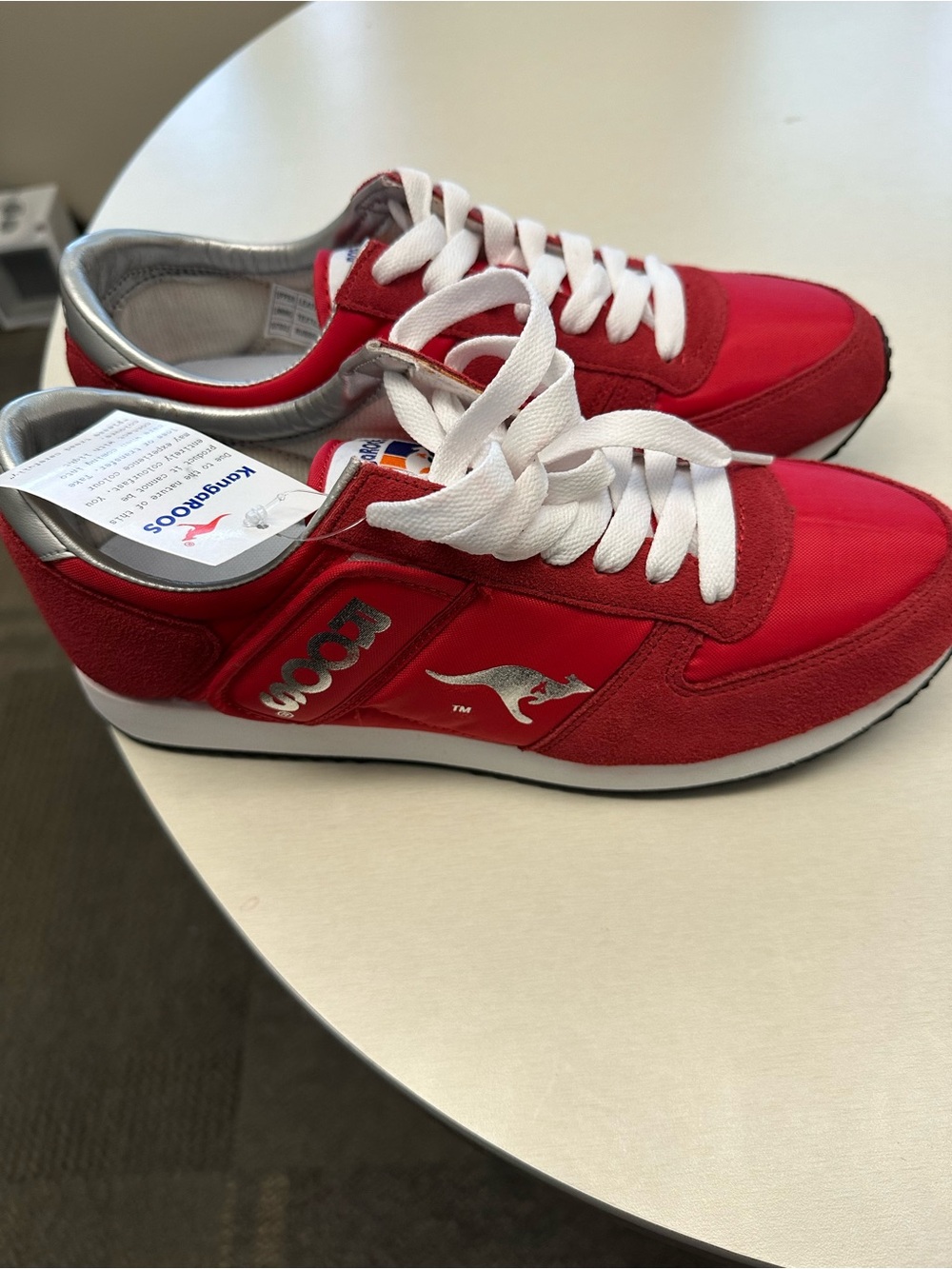 KangaROOS Mens Retro Casual Classic Athletic Shoes 10.5 side pocket
